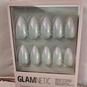 Glamnetic Entranced Press-On Nails